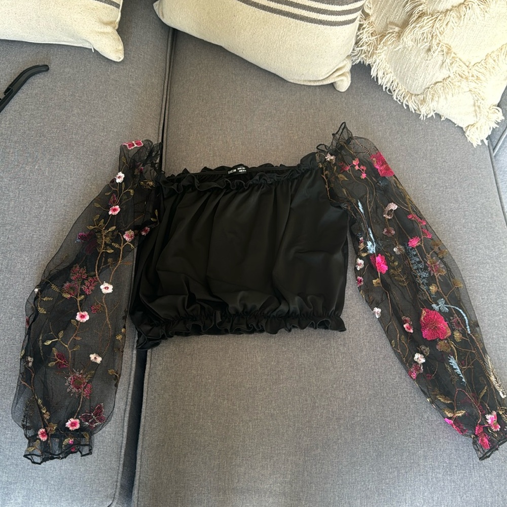 SHEIN NWOT Mesh Sleeve Off the Shoulder Crop Top